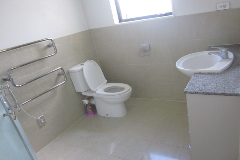 Photo of property in 58a Swanson Road, Henderson, Auckland, 0610