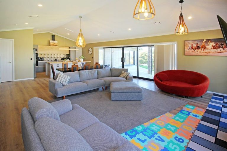 Photo of property in 85 Storey Road, Otaua, Waiuku, 2682