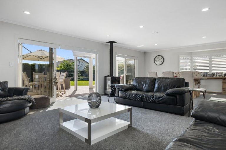 Photo of property in 18 Lotus Avenue, Mount Maunganui, 3116