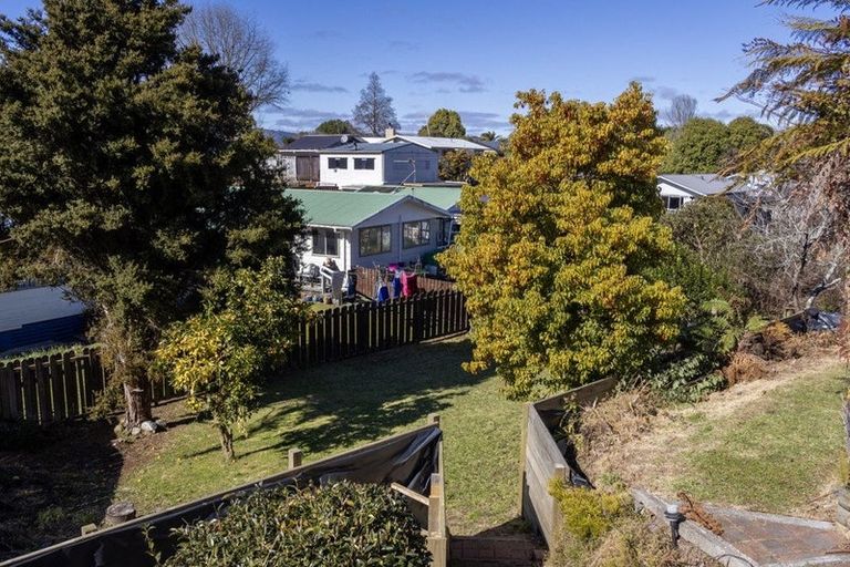 Photo of property in 71 Pandora Avenue, Sunnybrook, Rotorua, 3015