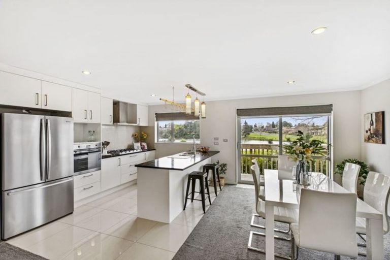 Photo of property in 2f Wood Street, Papakura, 2110