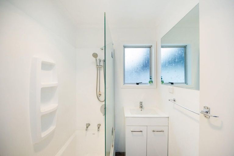 Photo of property in 73a Kaimanawa Street, Kelvin Grove, Palmerston North, 4414