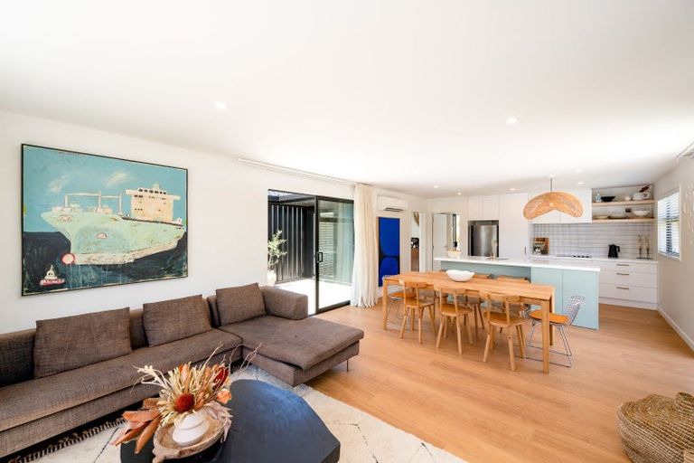 Photo of property in 37 Obelisk Street, Wanaka, 9305