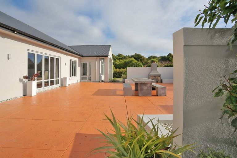 Photo of property in 152 Oreti Road, Otatara, Invercargill, 9879