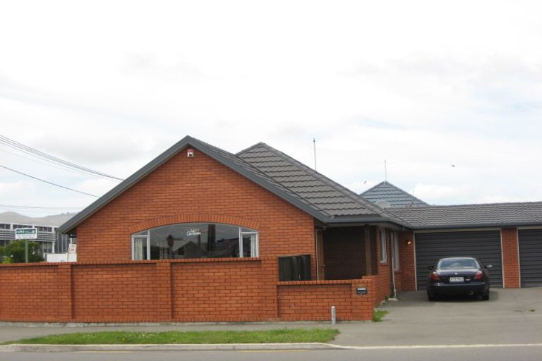 Photo of property in 88 Disraeli Street, Addington, Christchurch, 8024