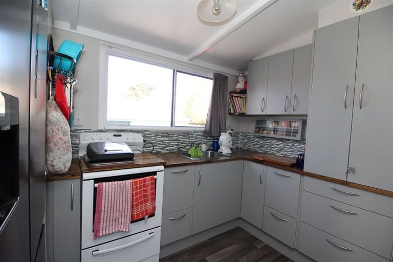 Photo of property in 28 Grace Crescent, Tokoroa, 3420