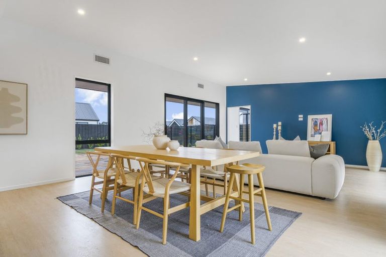 Photo of property in 27 Goldie Drive, Rangiora, 7400