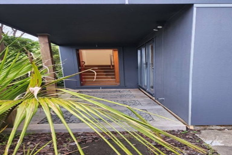 Photo of property in 54 Baroda Street, Khandallah, Wellington, 6035