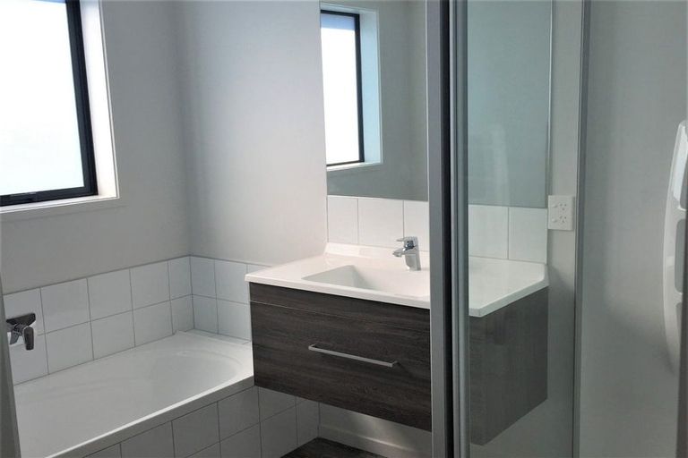 Photo of property in 193 Te Okuroa Drive, Papamoa, 3118