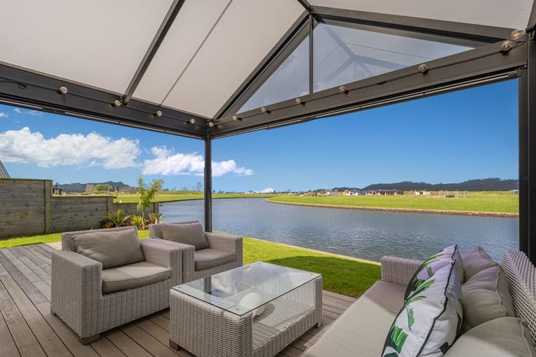 Photo of property in 20 Ngaroma Crescent, Whitianga, 3510