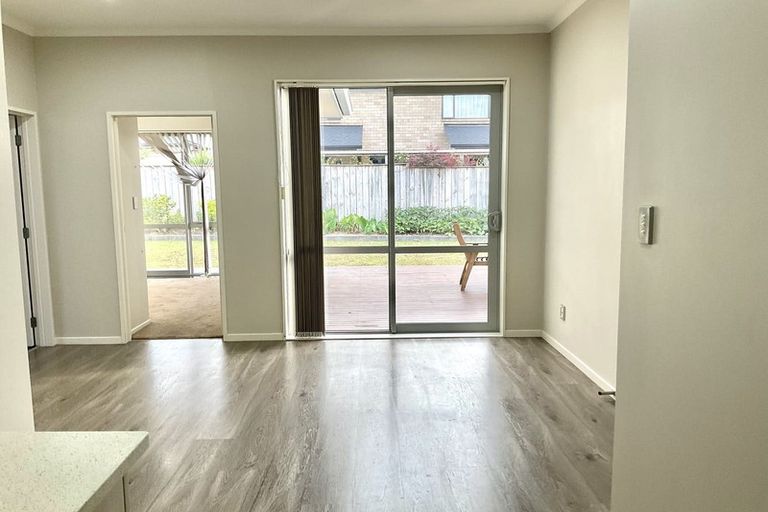 Photo of property in 20 Ballindrait Drive, Flat Bush, Auckland, 2019