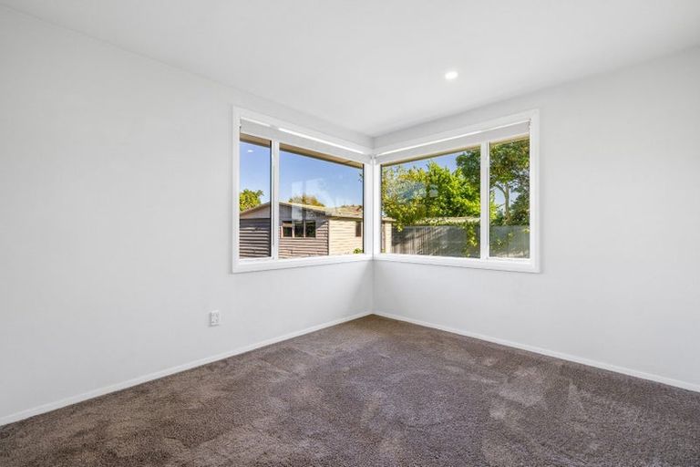 Photo of property in 4 Roswell Place, Islington, Christchurch, 8042