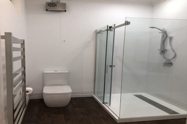 Photo of property in 57 Green Lane East, Remuera, Auckland, 1050