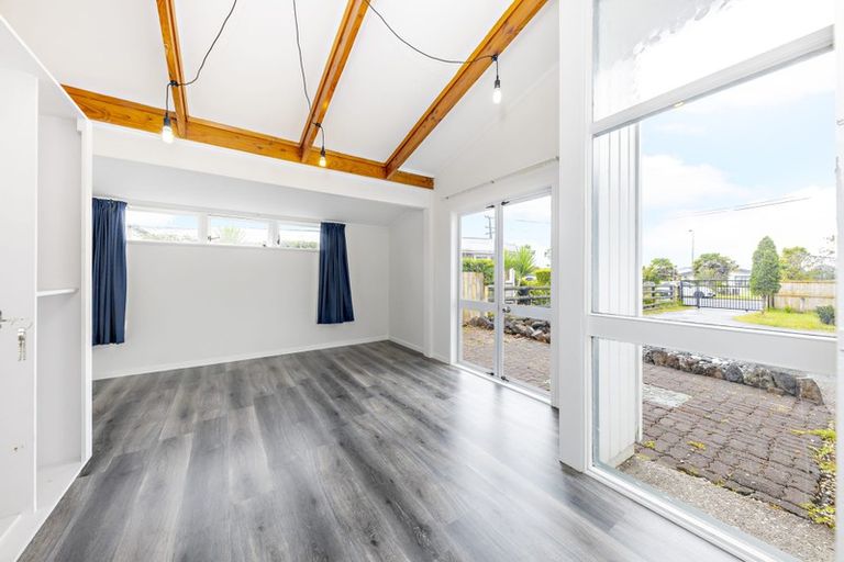 Photo of property in 81 Friedlanders Road, Manurewa, Auckland, 2102