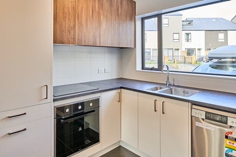 Photo of property in 33/170 Fraser Avenue, Johnsonville, Wellington, 6037