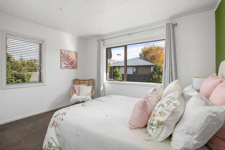 Photo of property in 10 Waenga Drive, Cromwell, 9310