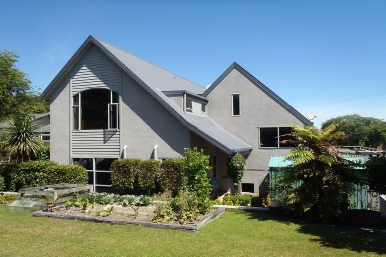 Photo of property in 24 Stanton Crescent, Karoro, Greymouth, 7805