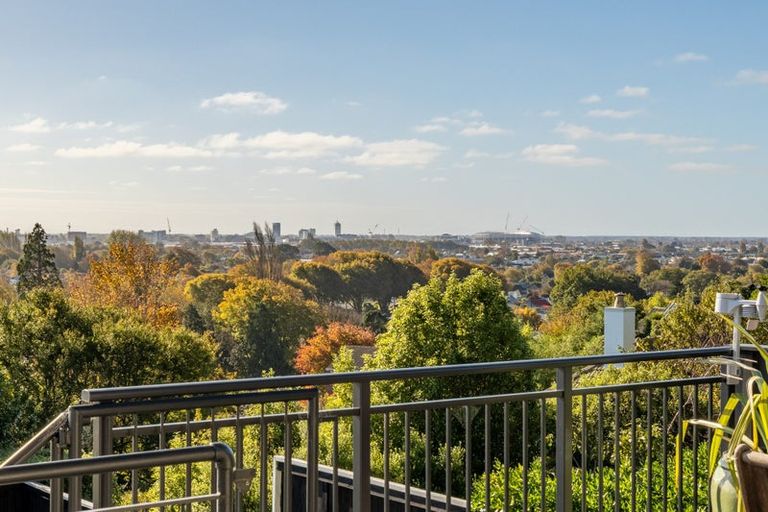 Photo of property in 21a Crichton Terrace, Cashmere, Christchurch, 8022