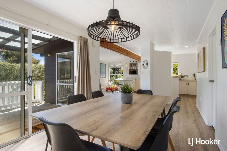 Photo of property in 44 Hillview Road, Waihi Beach, 3611