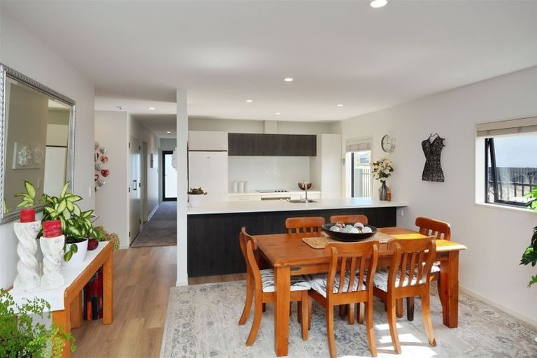 Photo of property in 15 Moreton Green, Rolleston, 7615