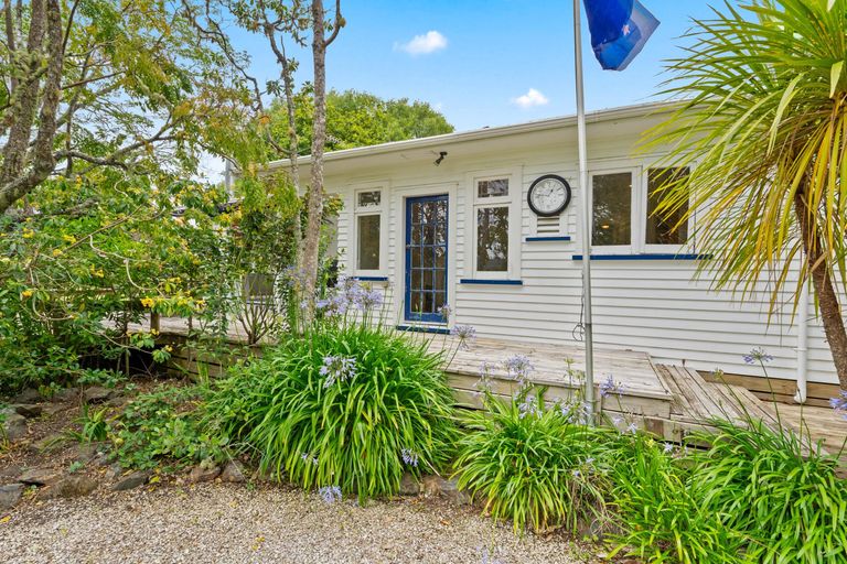 Photo of property in 30 Old Kaipara Road, Kaipara Flats, Warkworth, 0981