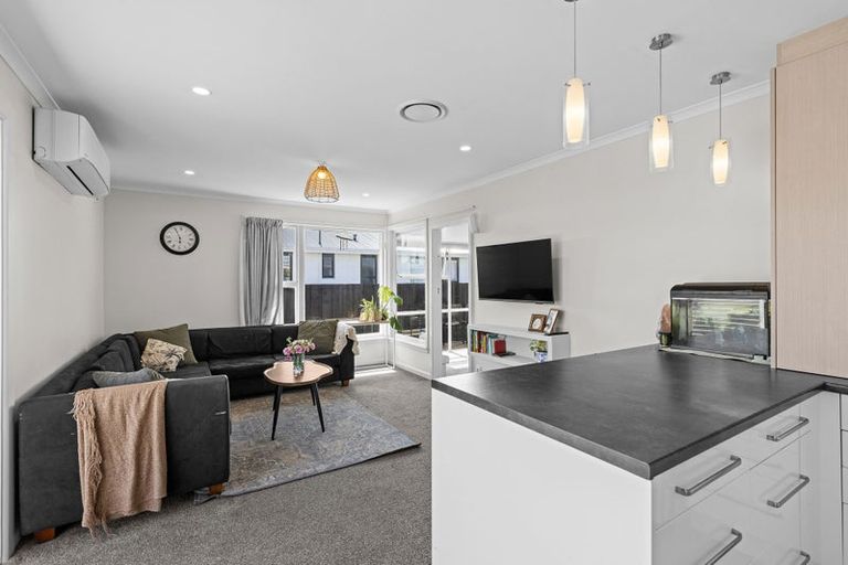 Photo of property in 10 Barclay Place, Burwood, Christchurch, 8061