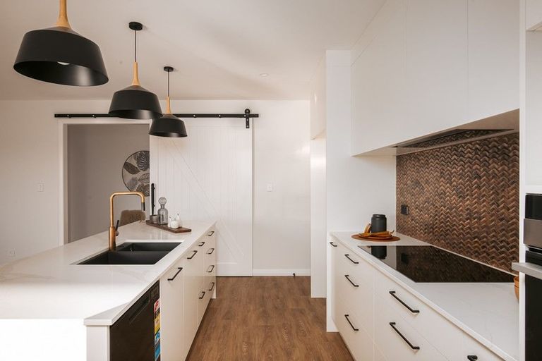 Photo of property in 22 Saint Thomas Avenue, Pyes Pa, Tauranga, 3112