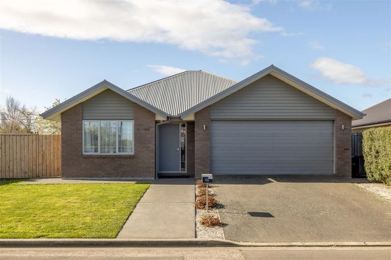 Photo of property in 46 Little Oaks Drive, Yaldhurst, Christchurch, 8042