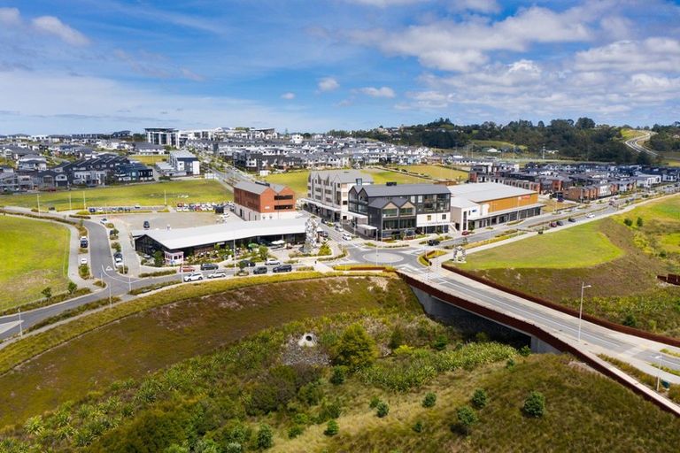 Photo of property in 251 Vaughans Road, Long Bay, Auckland, 0792