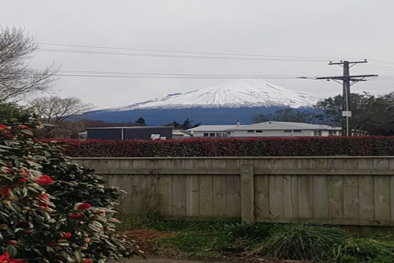 Photo of property in 74 Egmont Street, Kaponga, Hawera, 4679