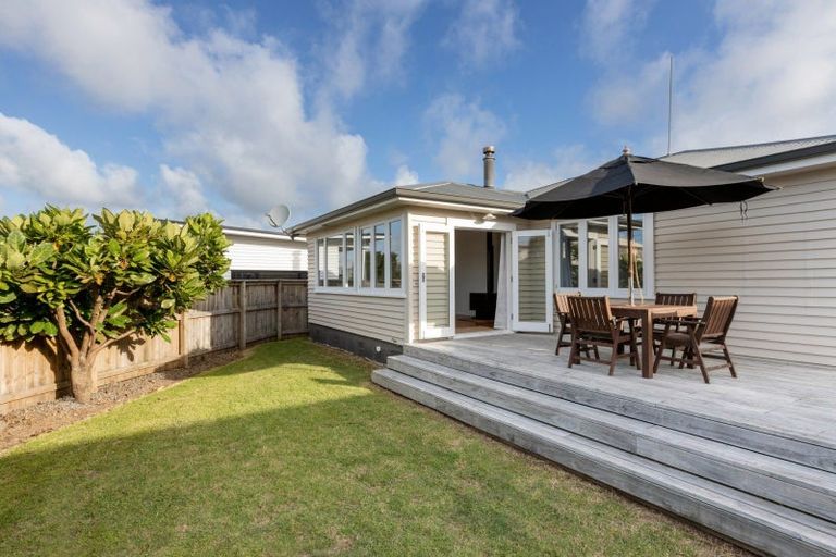 Photo of property in 1018a Papamoa Beach Road, Papamoa Beach, Papamoa, 3118