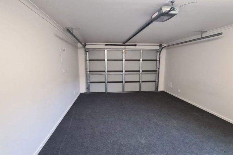 Photo of property in 28 Manor Park Road, Manor Park, Lower Hutt, 5019