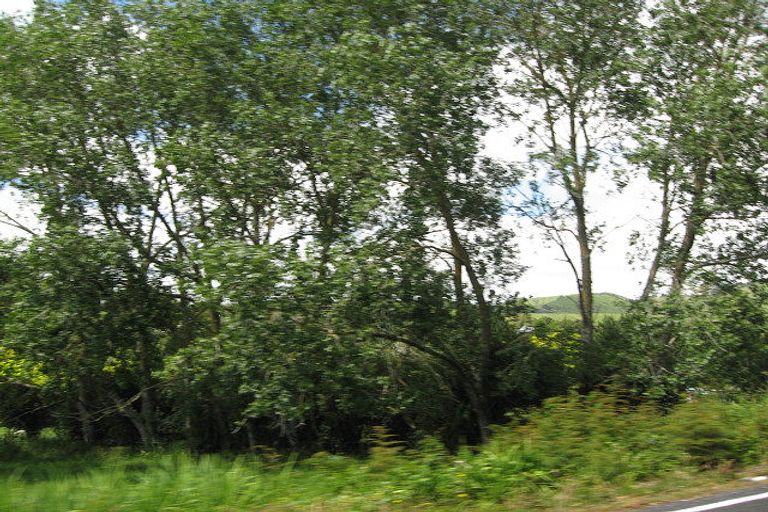 Photo of property in 380 Paparata Road, Bombay, 2675