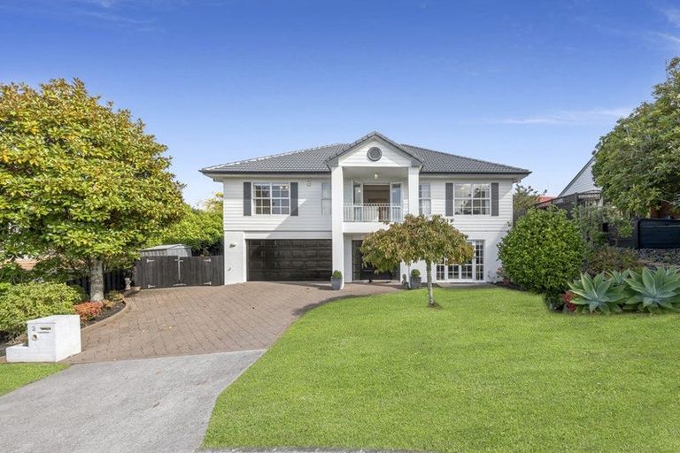 Photo of property in 3 Covina Place, Somerville, Auckland, 2014