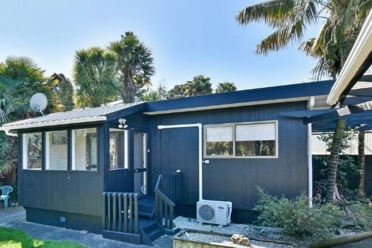 Photo of property in 58 Hill Road, Hillpark, Auckland, 2102