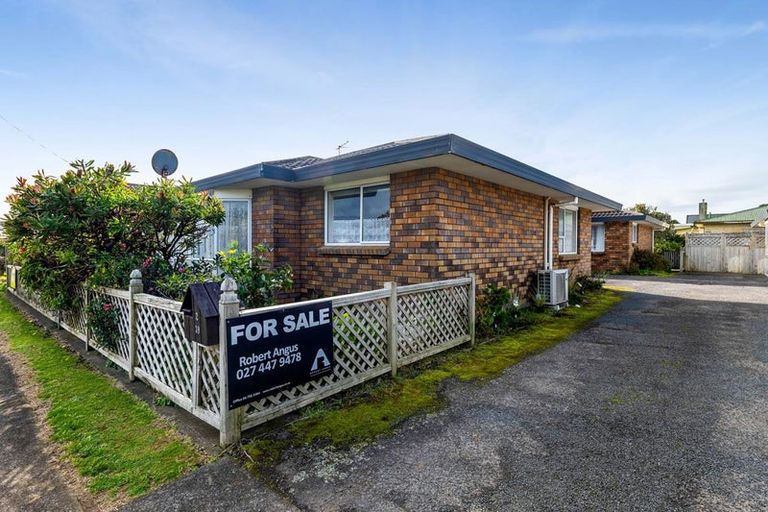 Photo of property in 1/39 Sackville Street, Fitzroy, New Plymouth, 4312
