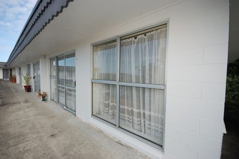 Photo of property in 8/19a Verbena Road, Birkdale, Auckland, 0626