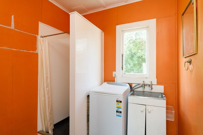 Photo of property in 51 Bryant Street, Takaro, Palmerston North, 4412