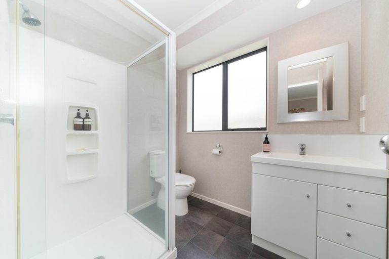 Photo of property in 10a Pegasus Place, Kelvin Grove, Palmerston North, 4414