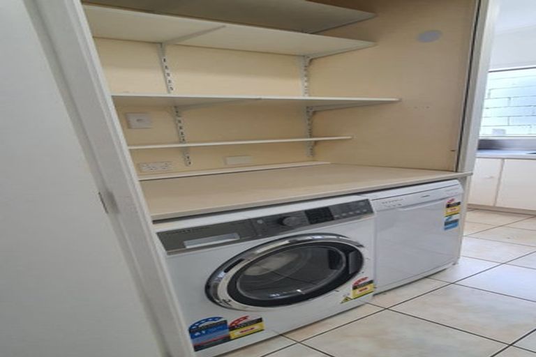 Photo of property in 55 Coronation Road, Hillcrest, Auckland, 0627