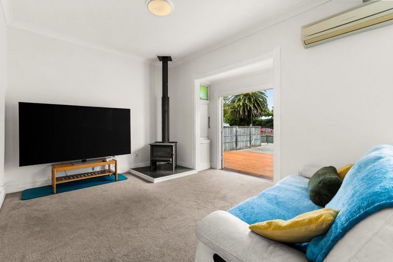 Photo of property in 1200 Caroline Road, Mayfair, Hastings, 4122