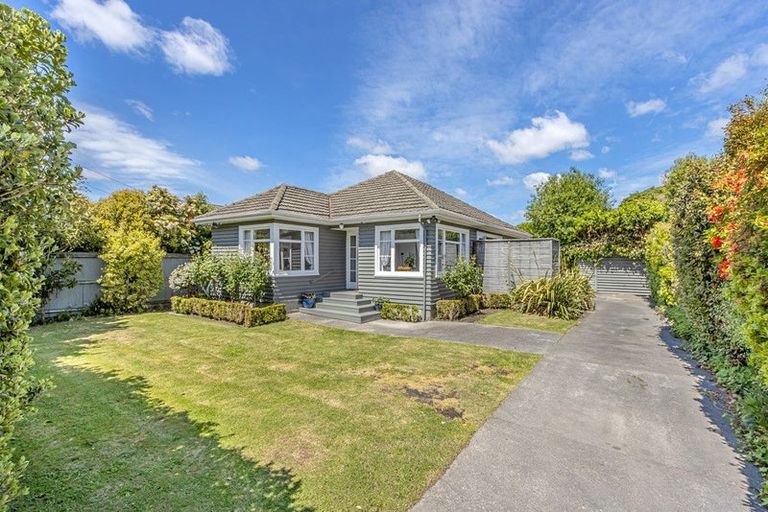 Photo of property in 327 Wairakei Road, Burnside, Christchurch, 8053
