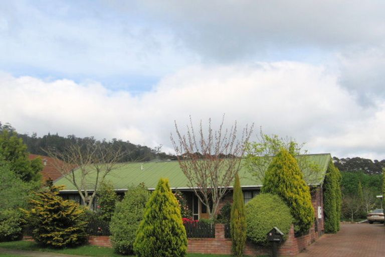 Photo of property in 6 Janet Place, Lynmore, Rotorua, 3010