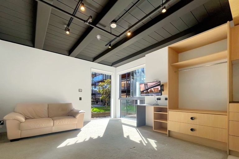 Photo of property in Vedado Apartments, 304/41 Hopper Street, Mount Cook, Wellington, 6011