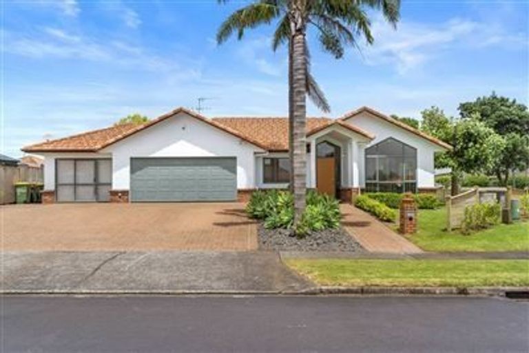 Photo of property in 1 Ballybay Road, East Tamaki, Auckland, 2016