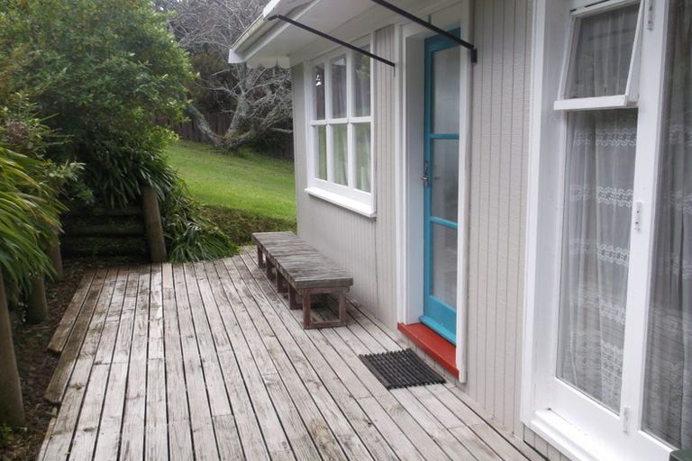 Photo of property in 1/15 Tavern Road, Silverdale, 0932