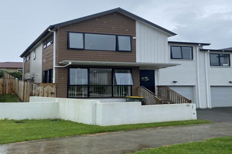 Photo of property in 28 Seafarer Crescent, Stanmore Bay, Whangaparaoa, 0932
