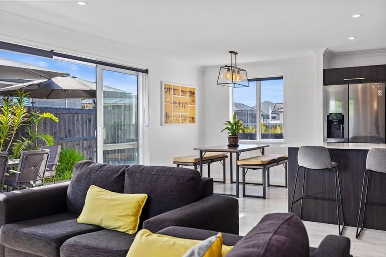 Photo of property in 28 Farrier Street, Papamoa, 3118