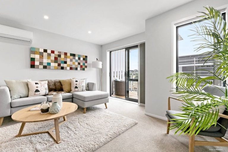 Photo of property in 57 Weir Lane, Silverdale, 0932