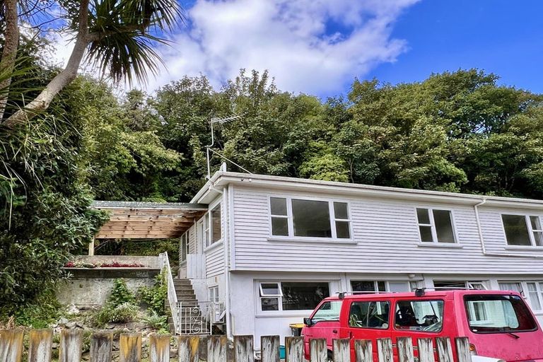 Photo of property in 50 Randwick Road, Northland, Wellington, 6012